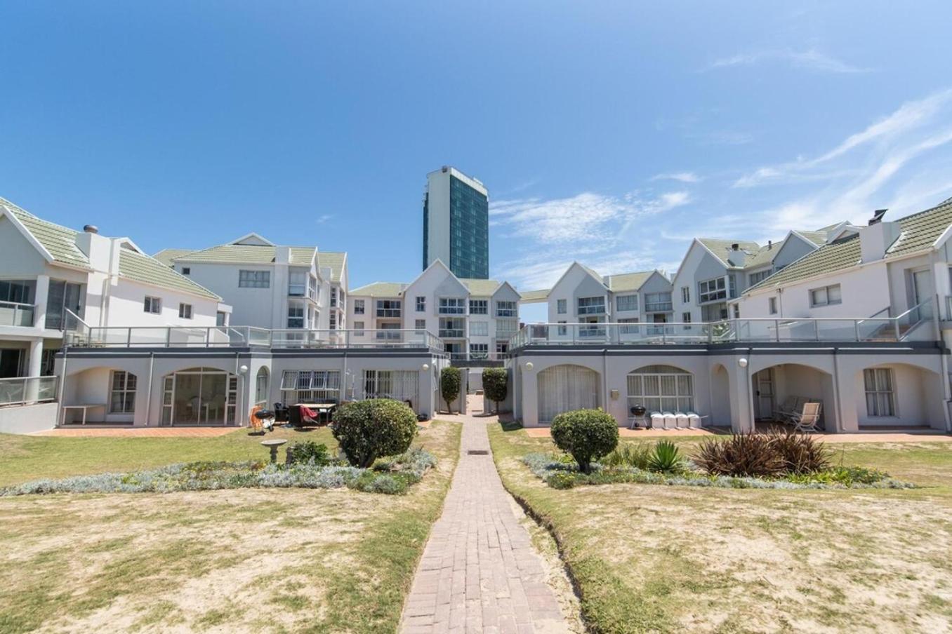 Luxury On The Beach Порт-Элизабет Экстерьер фото