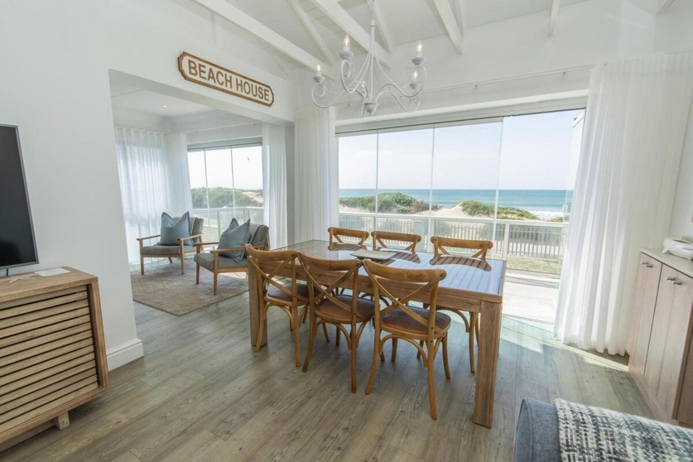 Luxury On The Beach Порт-Элизабет Экстерьер фото