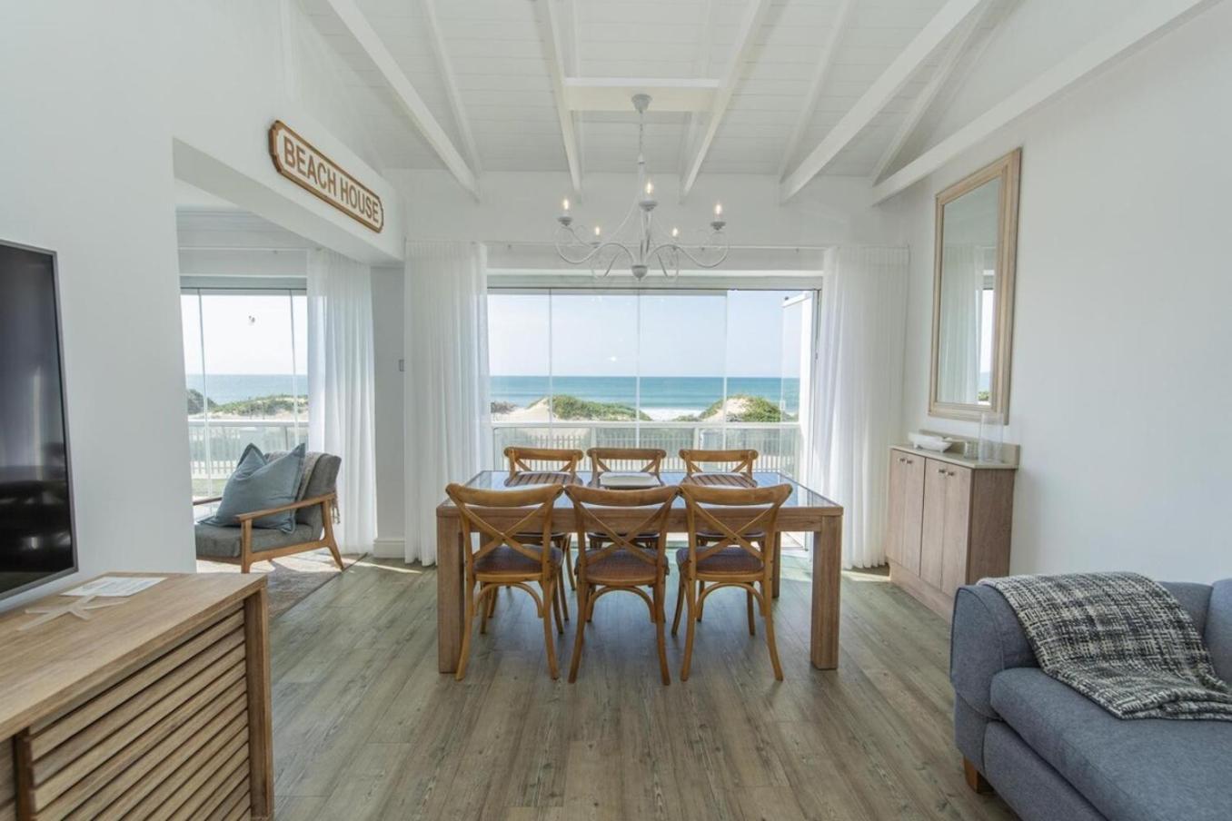 Luxury On The Beach Порт-Элизабет Экстерьер фото