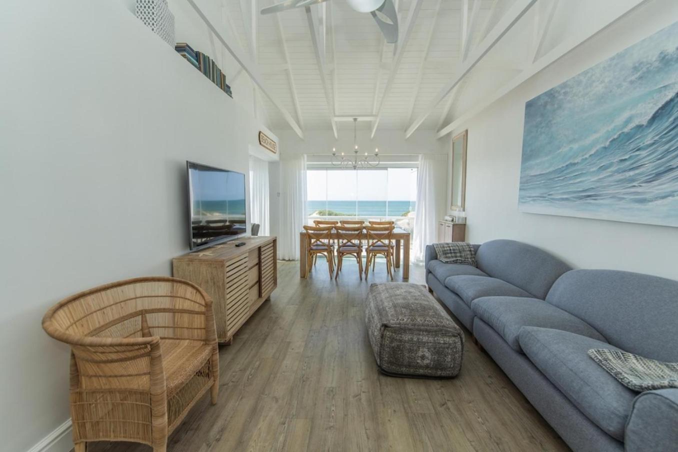 Luxury On The Beach Порт-Элизабет Экстерьер фото